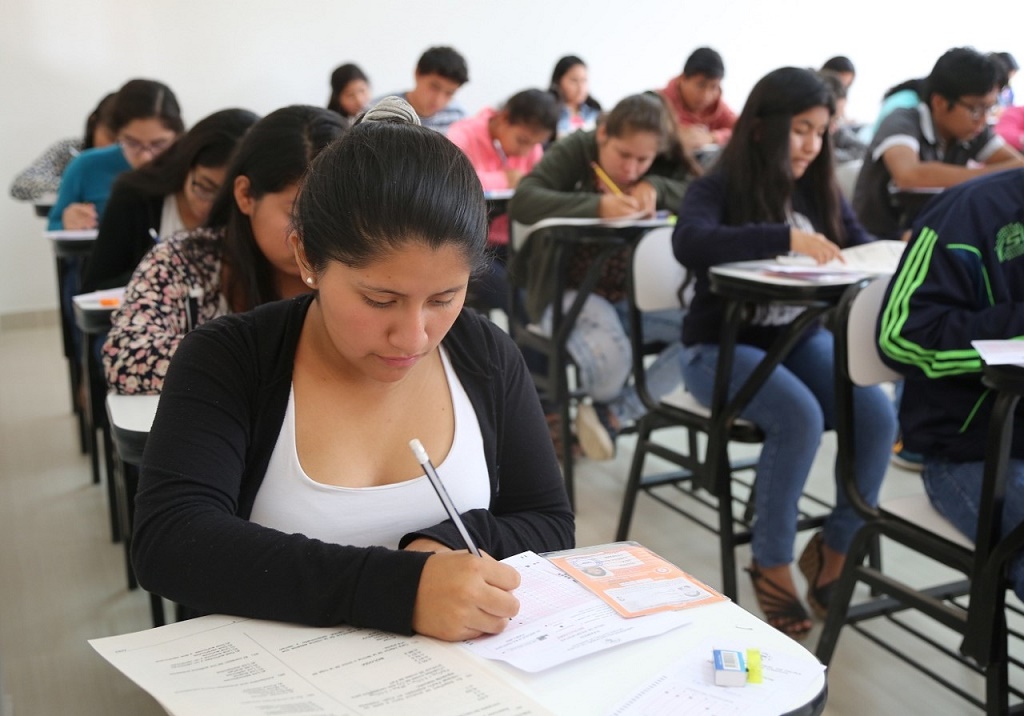 Examen Segundo IDEPUNP 01