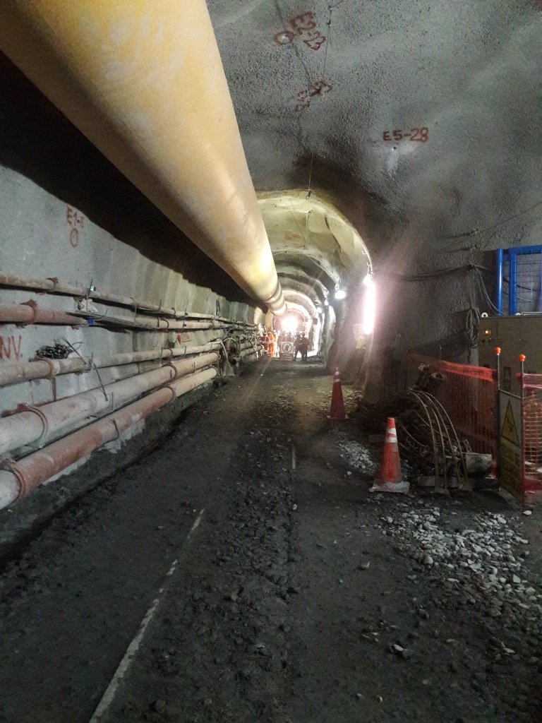 Tunel 600metros