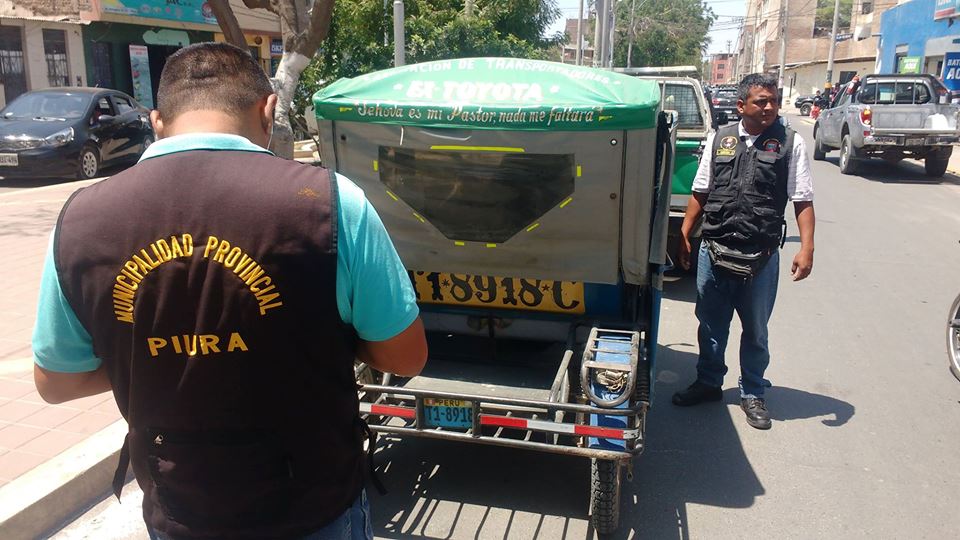 Mototaxis Piura01
