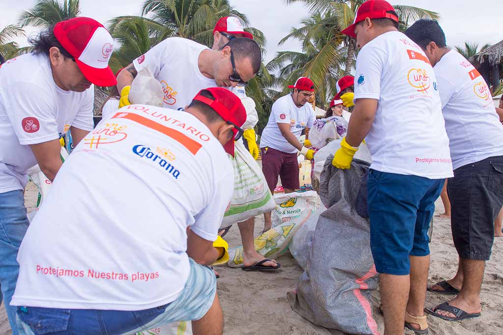 recojo inservibles playa