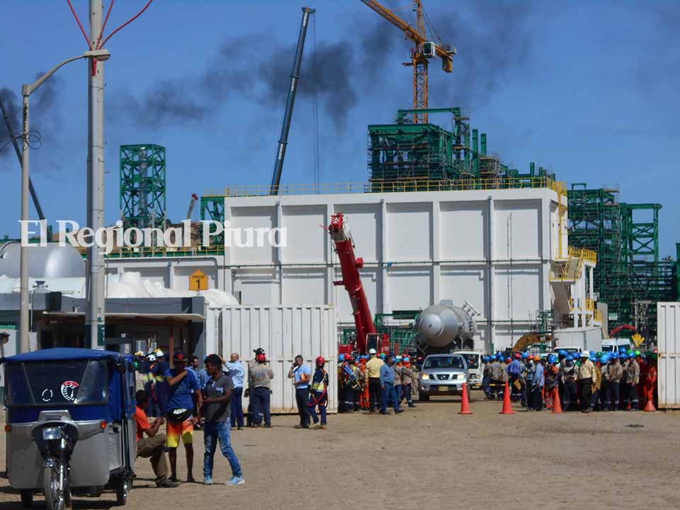 explosion refineria1
