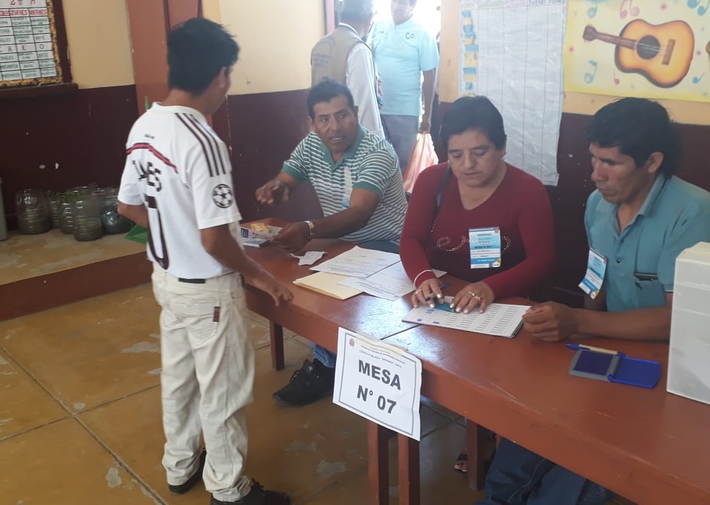 Elecciones en centro poblado Miramar en provincia de Paita