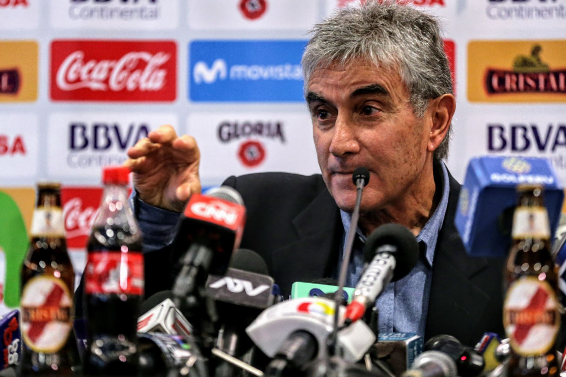 Edwin Choloviedo da la cara y no para renunciar