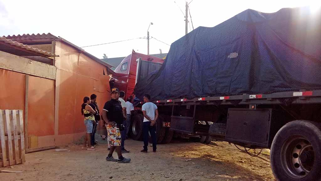 trailer empotrado talara 2