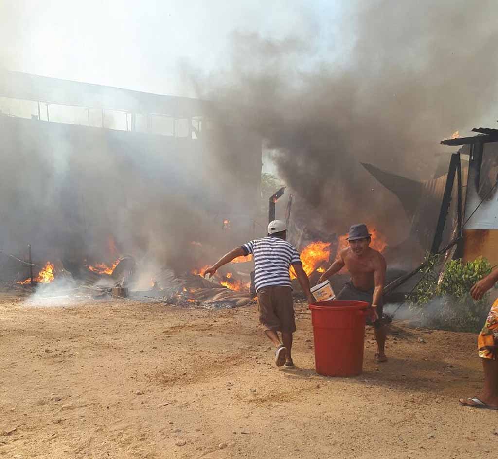 incendio en mancora 2
