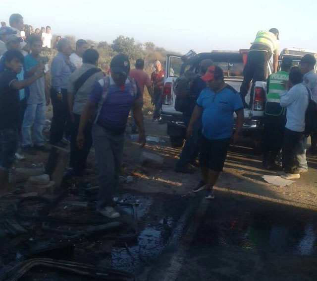 bus accidentado tambogrande 1