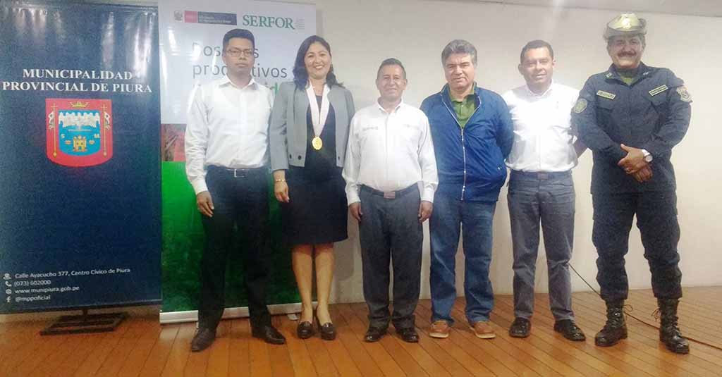 capacitacion a pollerias y autoridades
