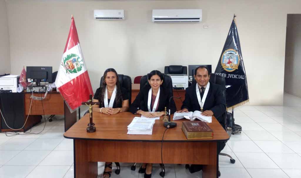 Melina Timana Alvarez Georgina Linares Rosado y Rolando Sicha Navarro