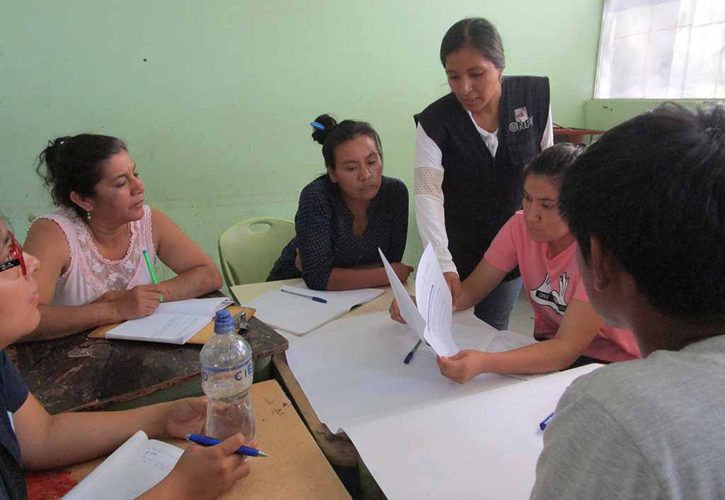 capacitacion miembros mesa piura 4