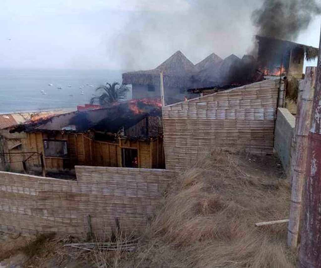 incendio en punta veleros 1