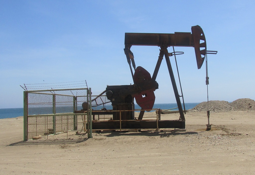 Pozos de extracción de petróleo en Talara