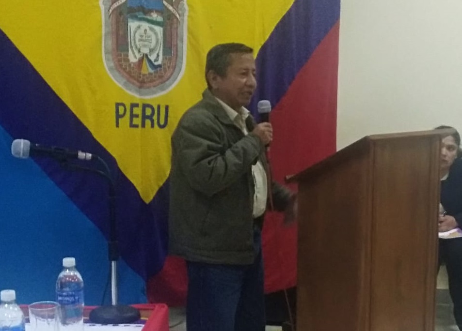 Lucho Cordova expuso en interesante certamen