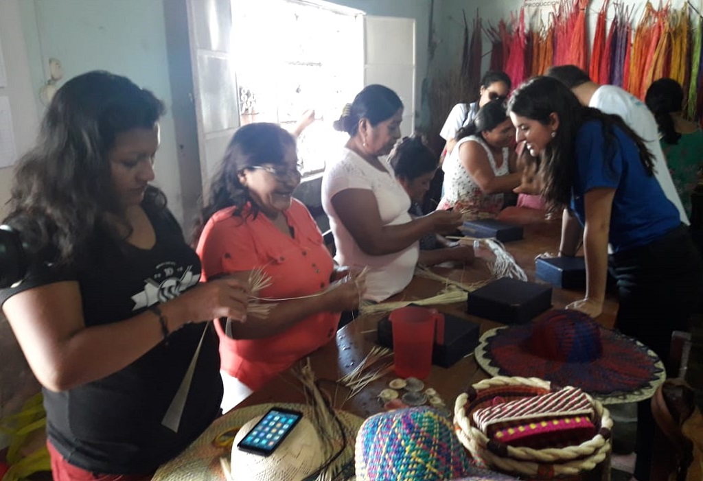 Piura: Impulsa Perú y UNP realizarán feria artesanal “Nuestras Manos”