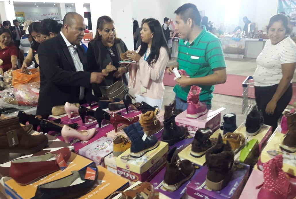 Piura: exhiben productos elaborados por internos en feria regional