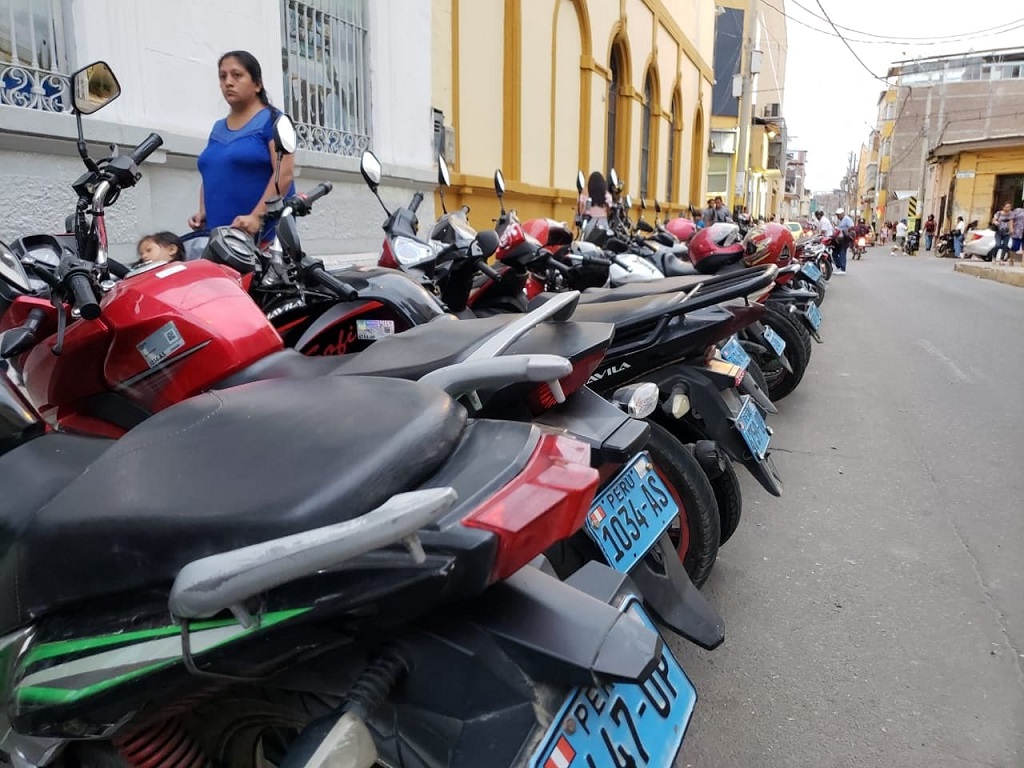 Catacaos exposición motos