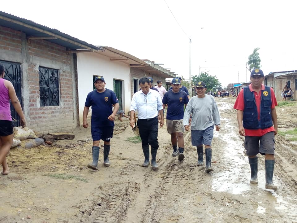 Autoridades recorren zonas de más impacto tras lluvias en Chulucanas