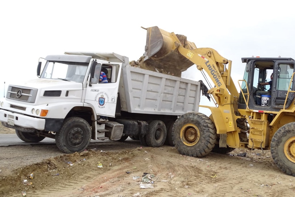 Recolección de basura en Talara