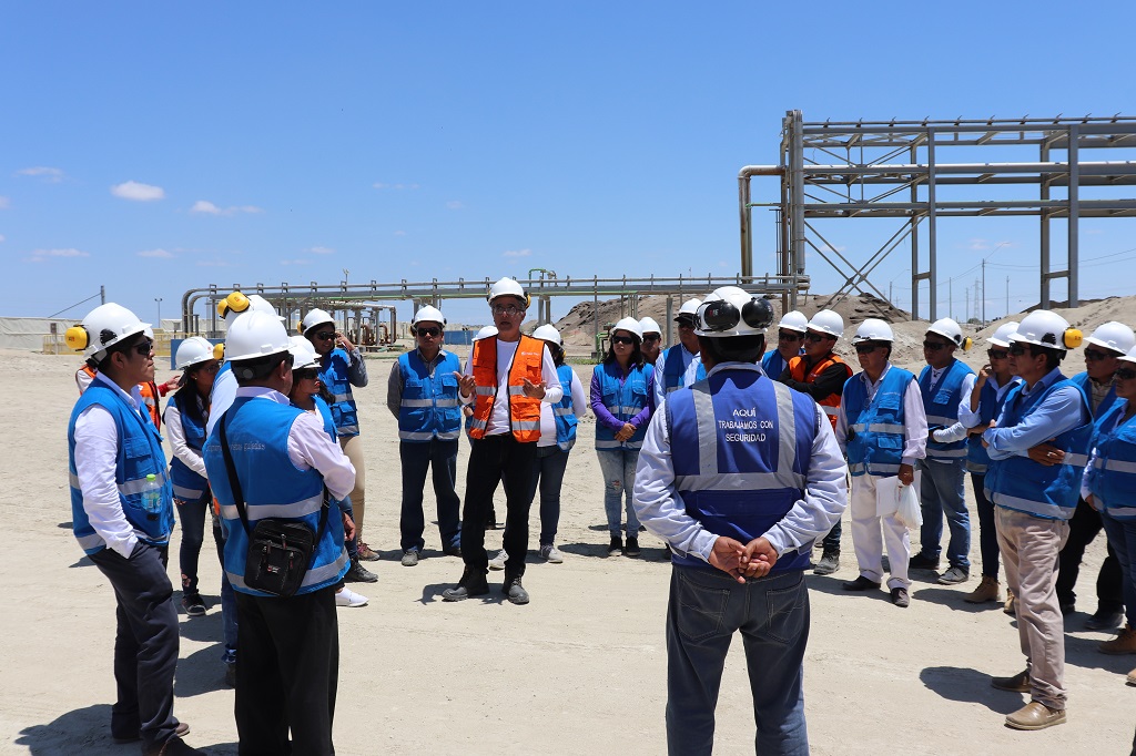 Personal municipal de Sechura realiza visita guiada a Miski Mayo