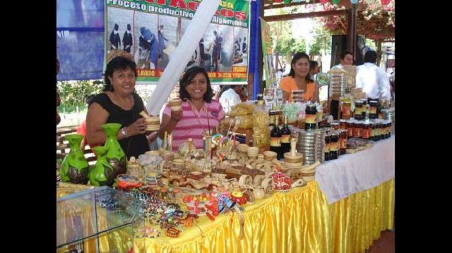 Feria Artesanal por 198 Aniversario Patrio se realiza en Catacaos