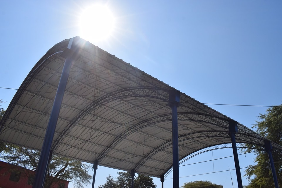 Talara: Protección solar de colegios casi al 100% de avance
