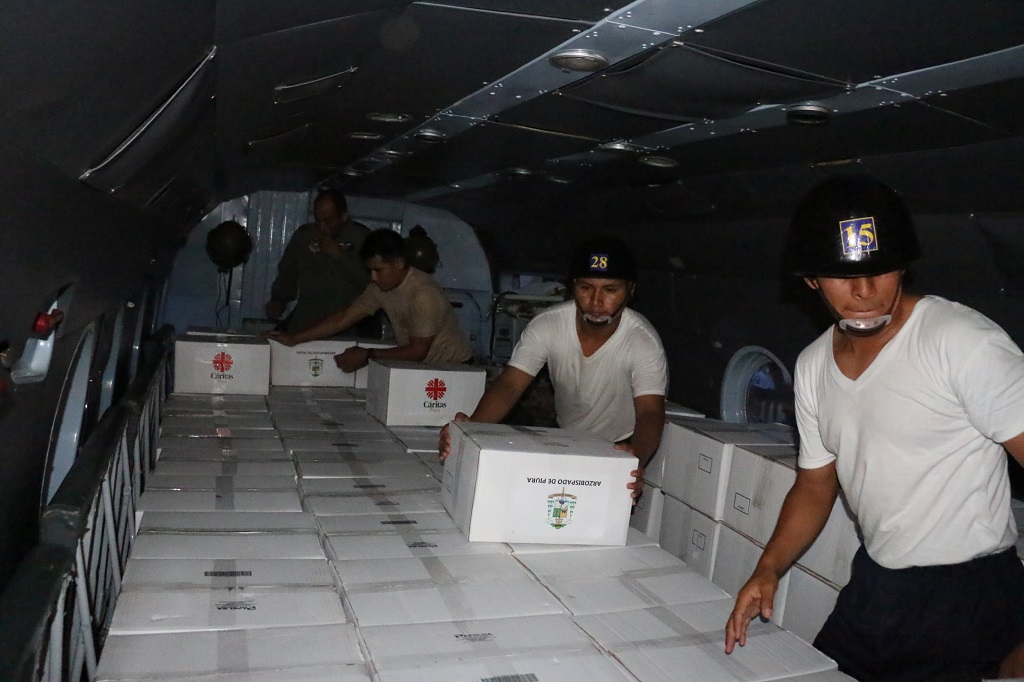 Ayuda humanitaria Tinajones