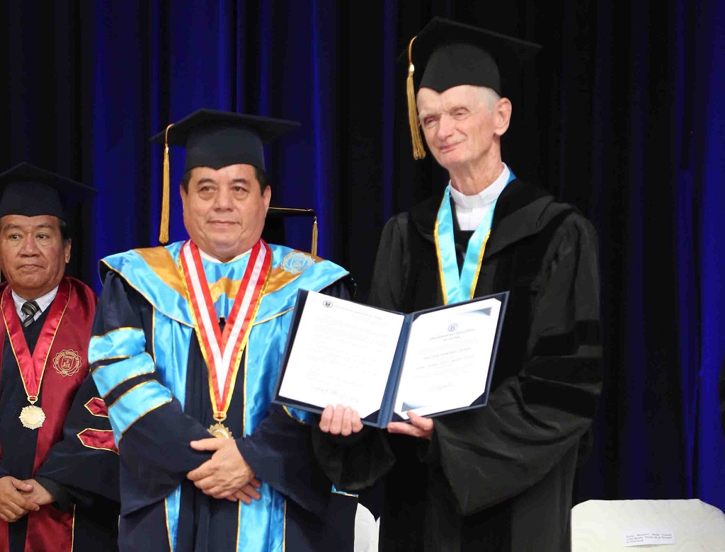 Doctor Honoris Causa Turley