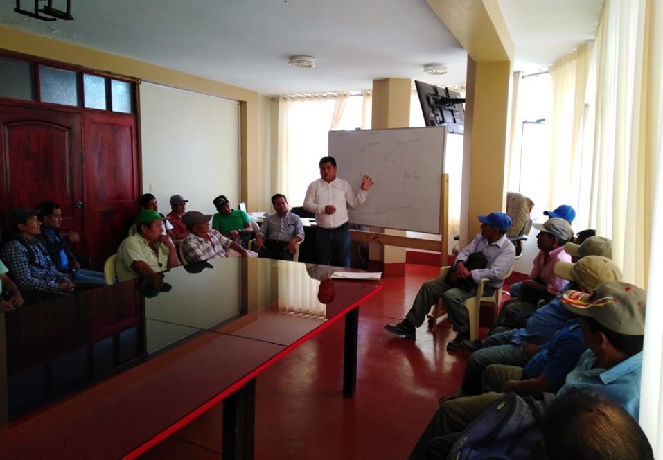 Alcaldes de Huarmaca y San Miguel del Faique acuerdan mejorar transitabilidad