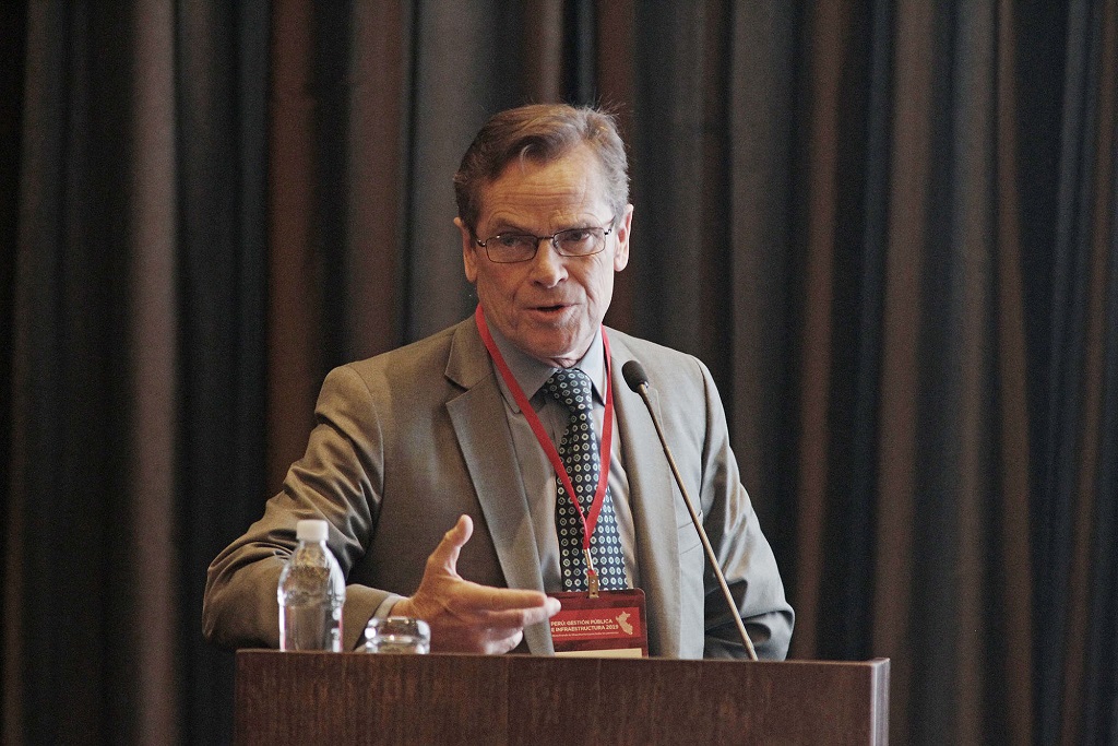 Carlos Neuhaus Piura 2