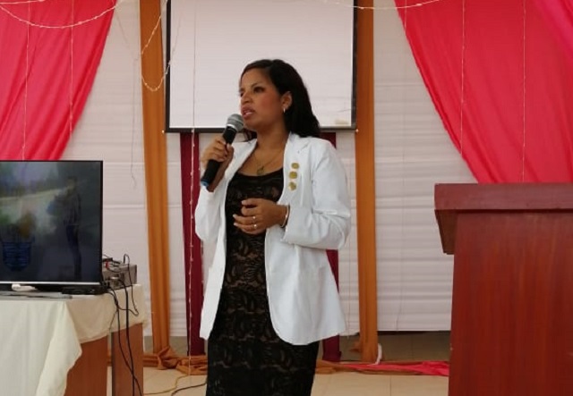 Cecilia Rengifo en certamen realizado en Catacaos