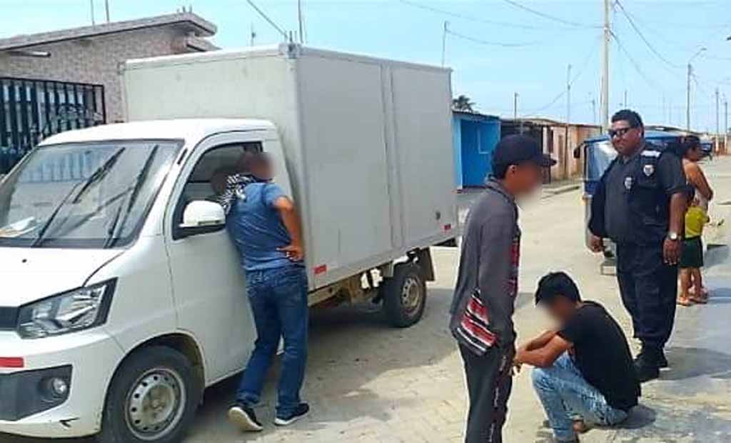 camion repartidor en la mira