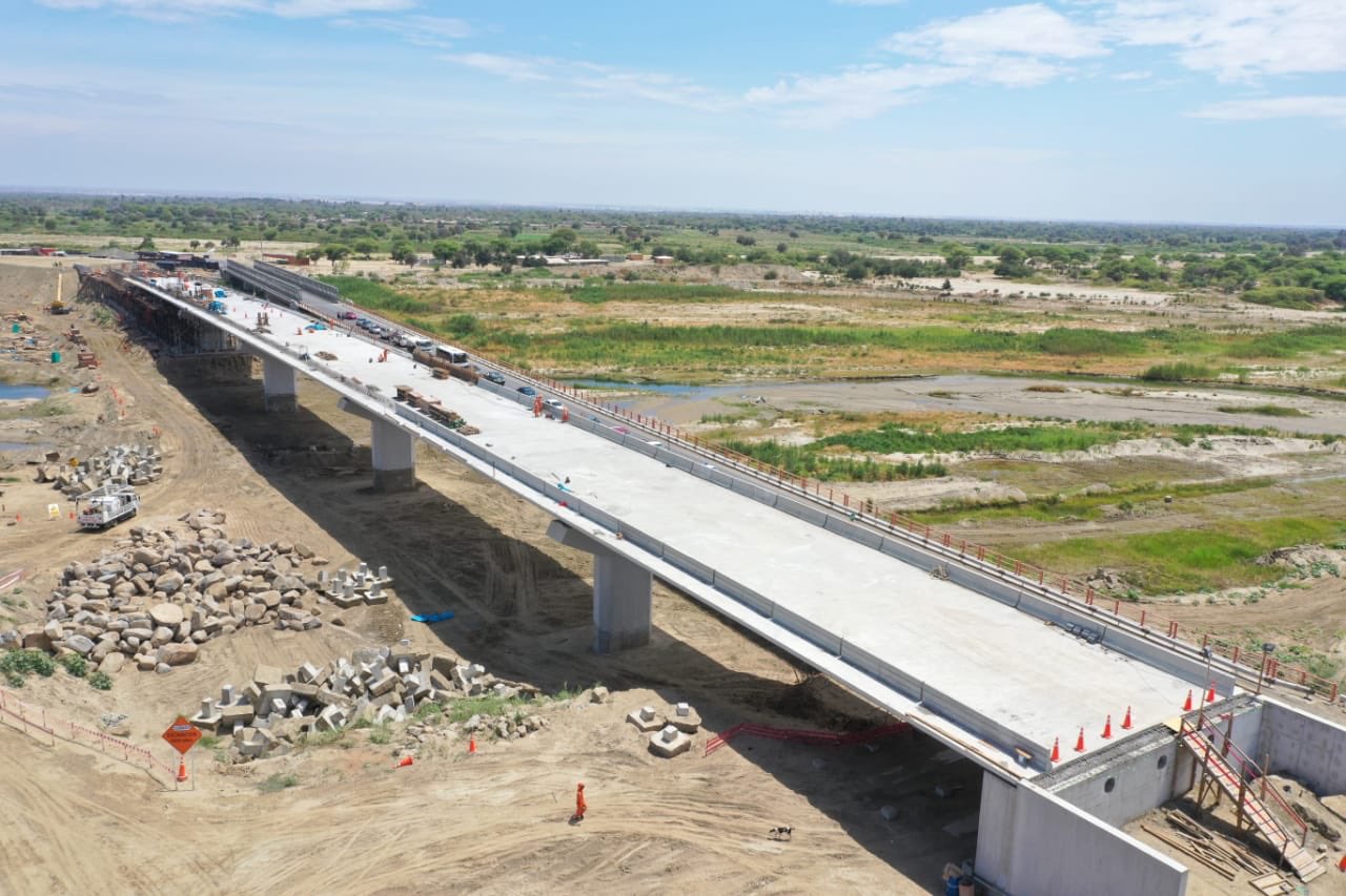 ministro inspecciona puentes region piura 2