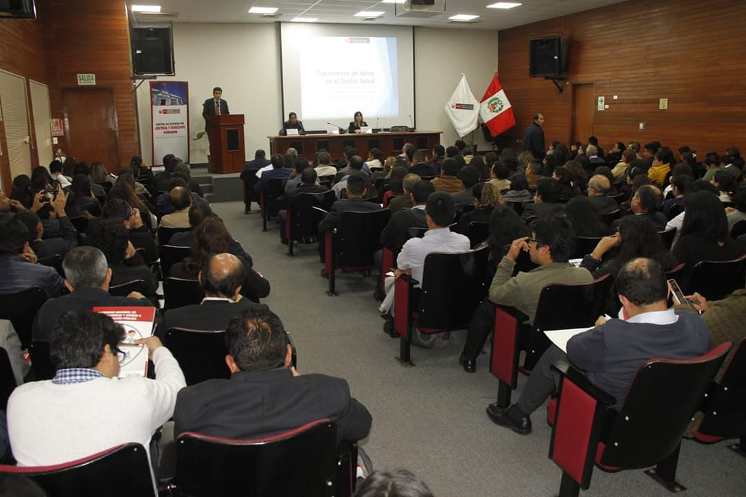 Olga Escudero recomienda adoptar medidas de seguridad en datos personales