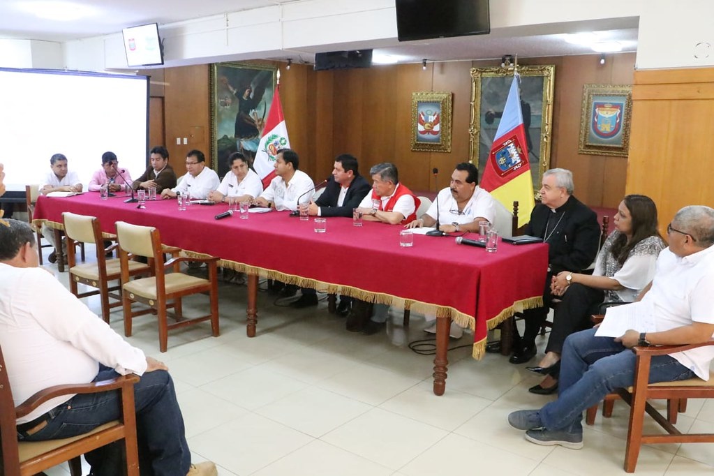 Reunion de autoridades de Piura con Ministra de Agricultura