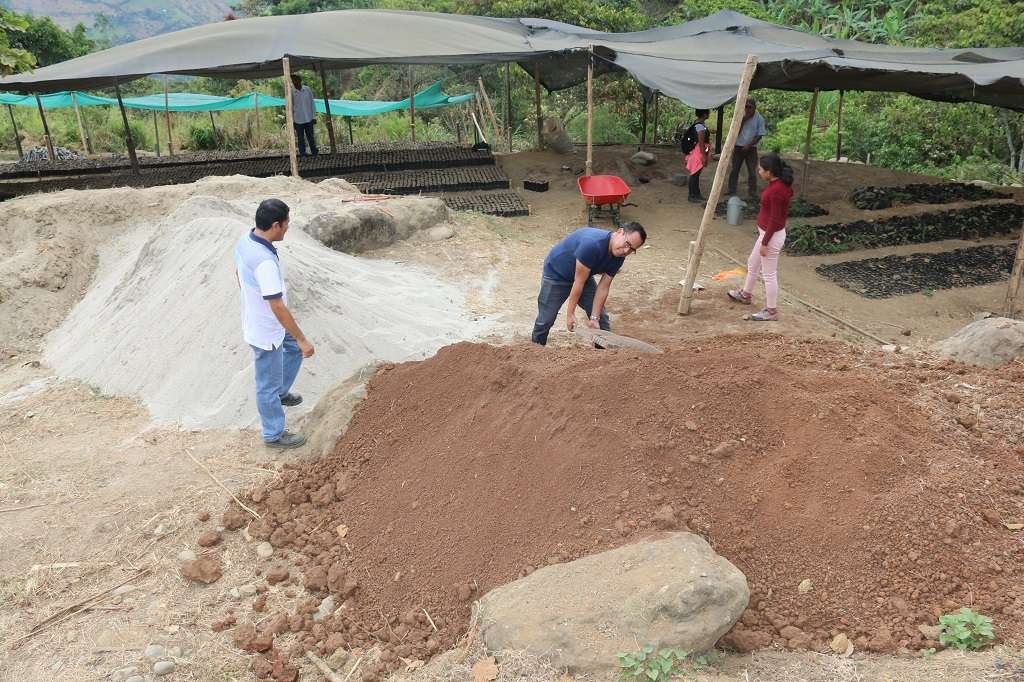 Entregan kits de herramientas para viveros agroforestales en distrito de Jililí