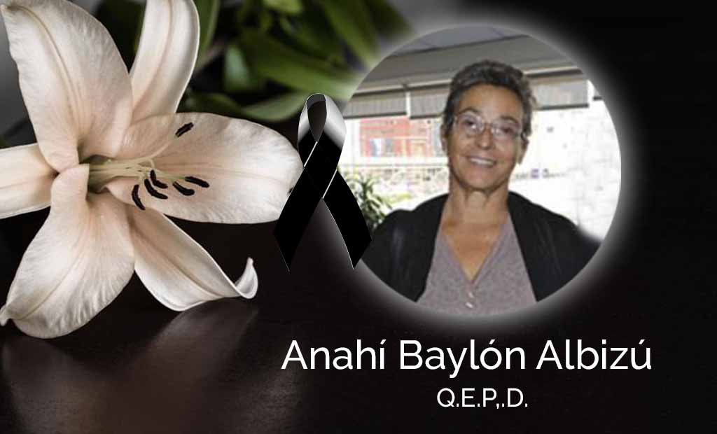 Anahí Baylón Albizú, en ceremonia de Biblioteca Nacional