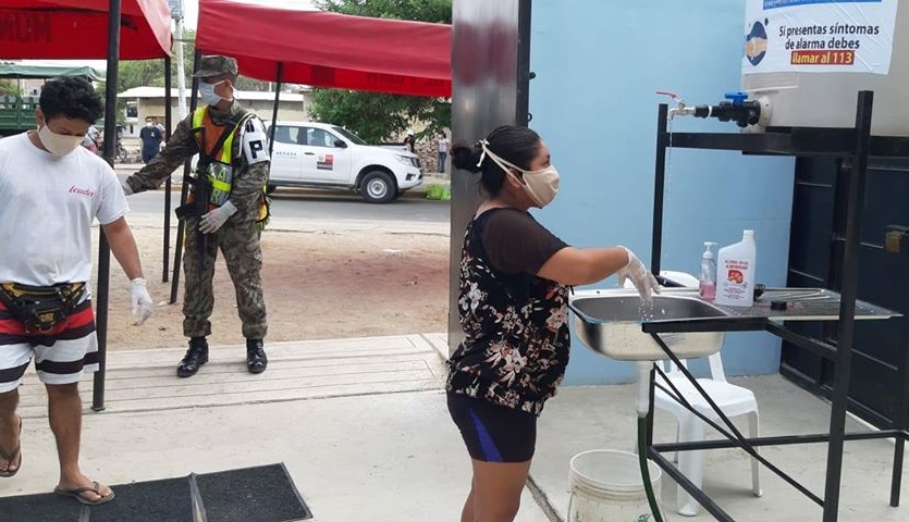 Compradores cumplen con protocolos de seguridad