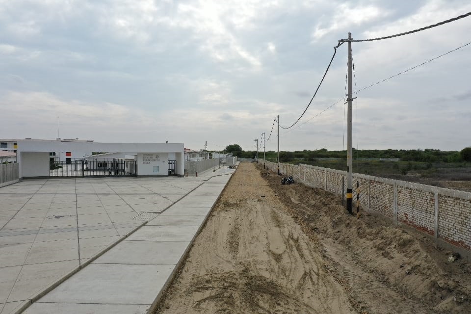 Calle Coar Catacaos 2