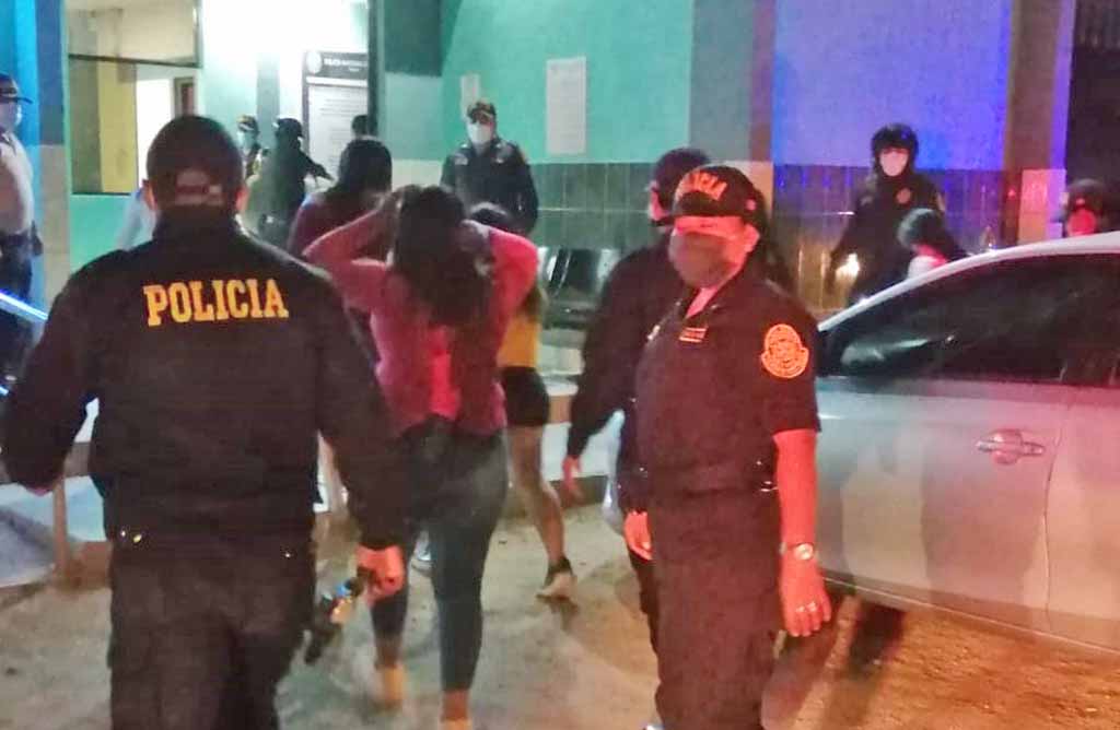 intervienen a mujeres piura