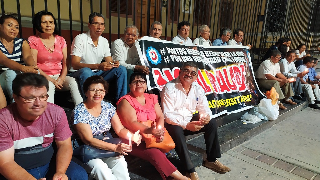 Lista Dignidad Universitaria mantuvo protesta pro presunto fraude en elecciones