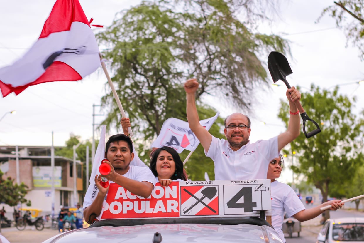 Movilización vehicular candidato Juan Aguilar Hidalgo