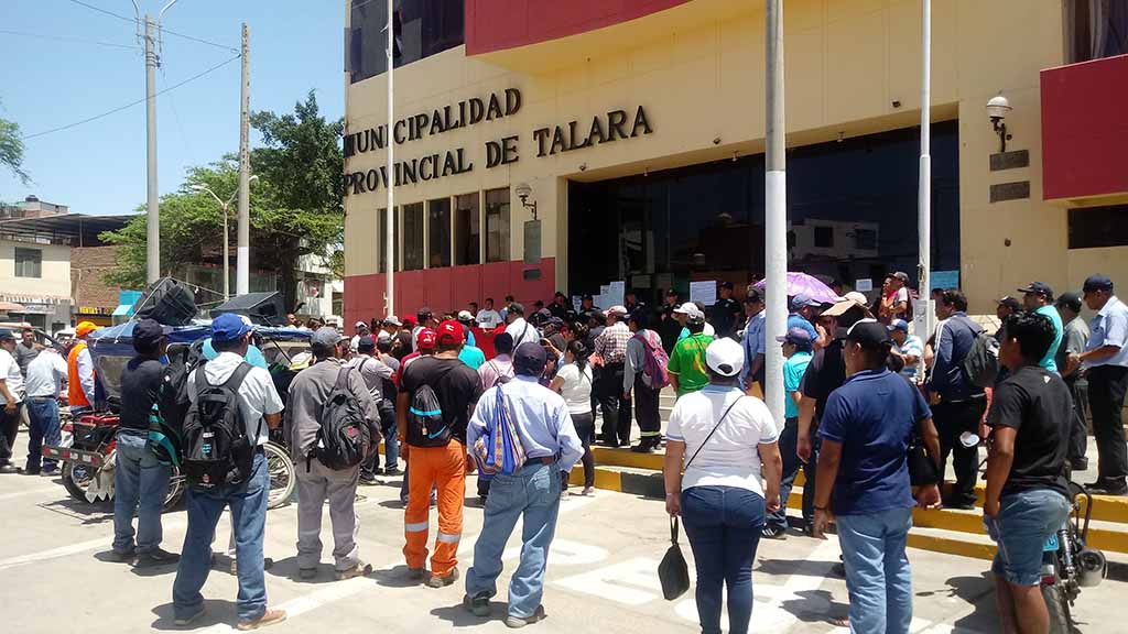protestan trabajadores talara 1