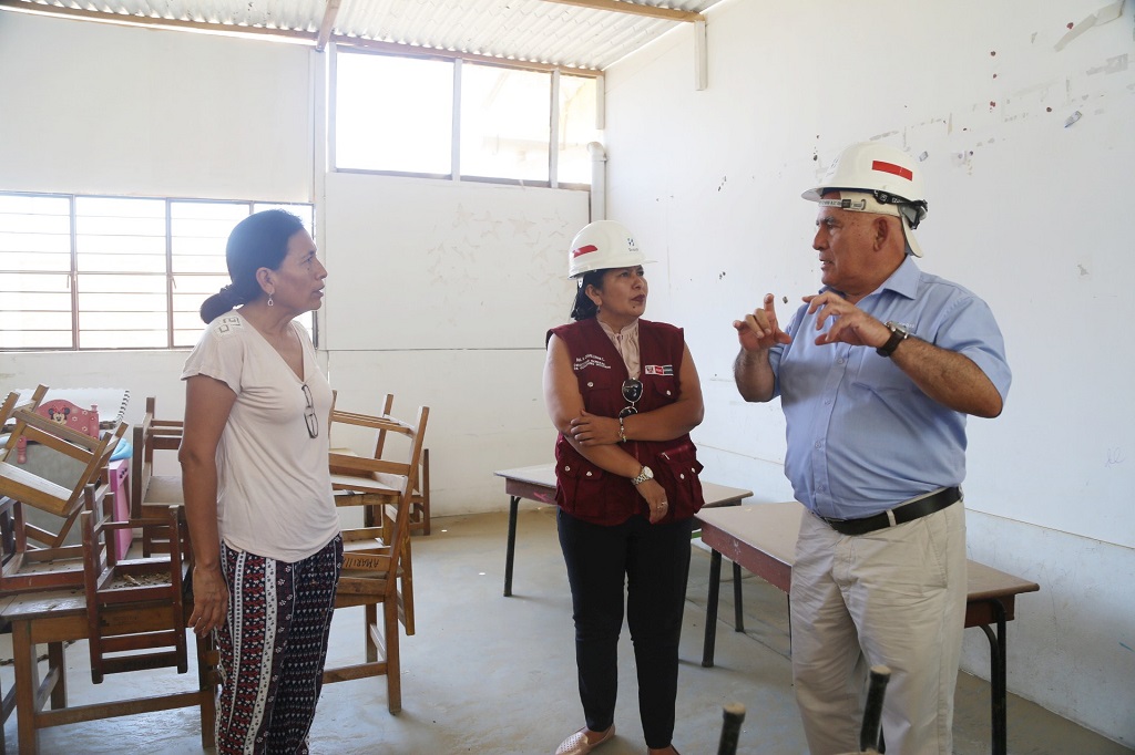  Enosa y Prefectura Regional realizan inspección de colegios de Catacaos