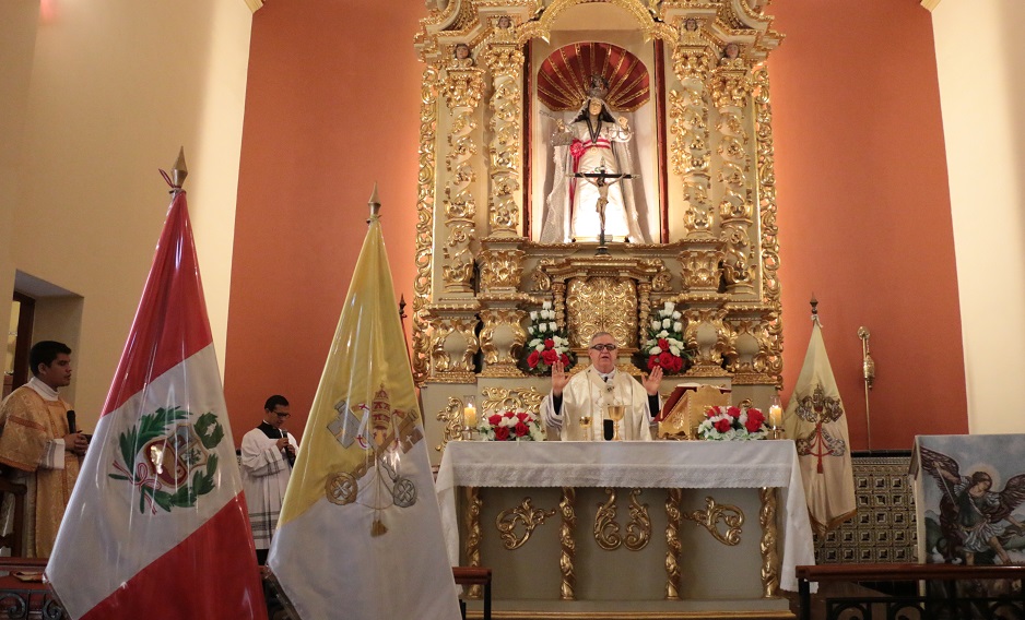 Arzobispo de Piura y Tumbes José Antonio Eguren