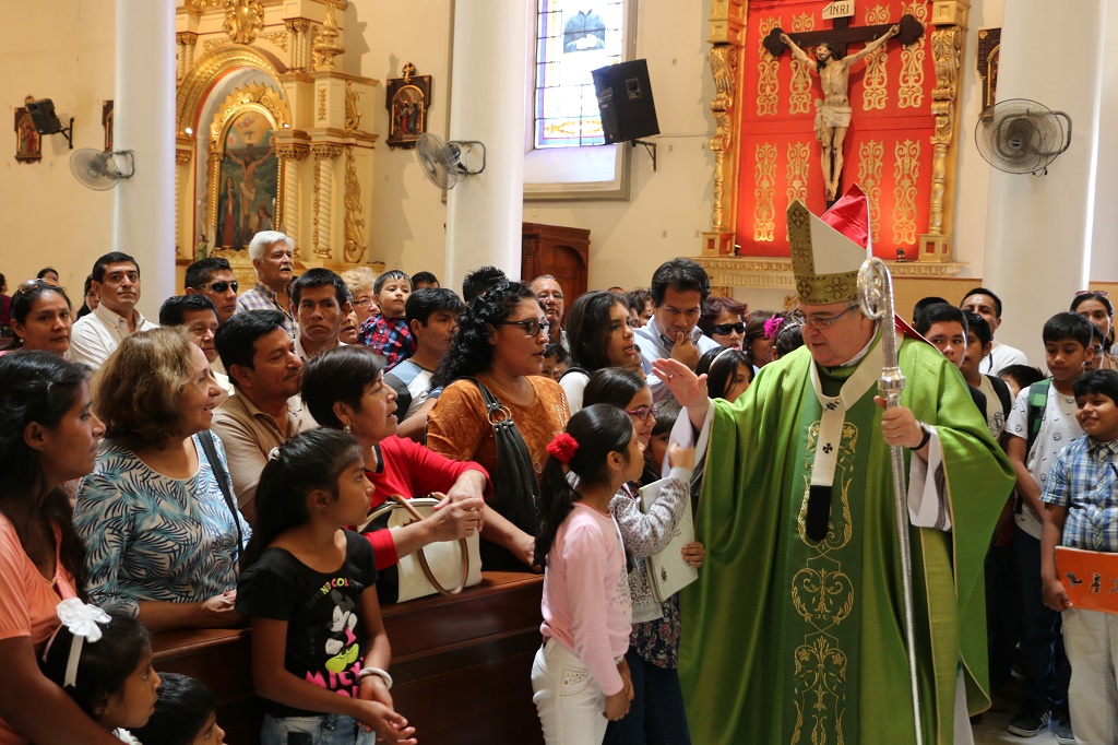 Templos católicos se reabrirán desde el 3 de agosto | Fotografía referencial