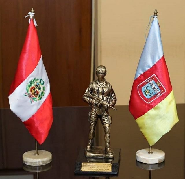 Obsequio Alcalde Piura