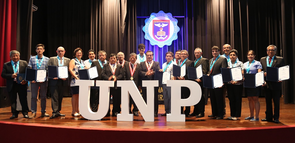 Reconocimiento investigadores de Universidad Nacional de Piura