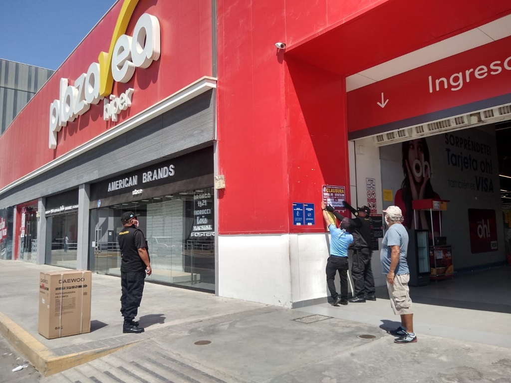 Plaza Vea Talara1