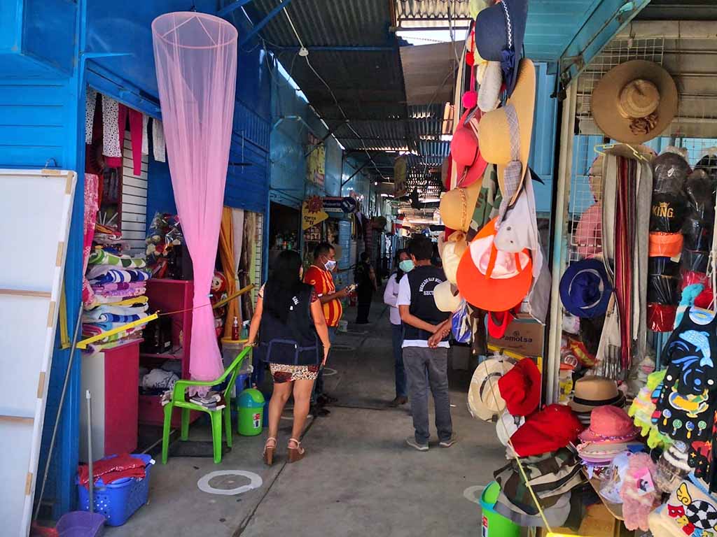 comerciantes vuelven mercado piura 1