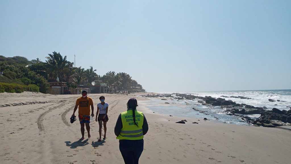 hacen cumplir decreto en playa mancora 1