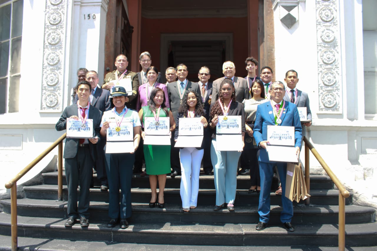 centro de altos estudios 2